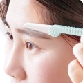 Razor, eyebrow trimmer